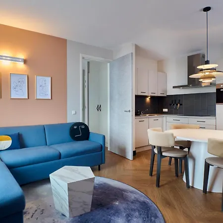 Cityden Stadshart Aparthotel 4*