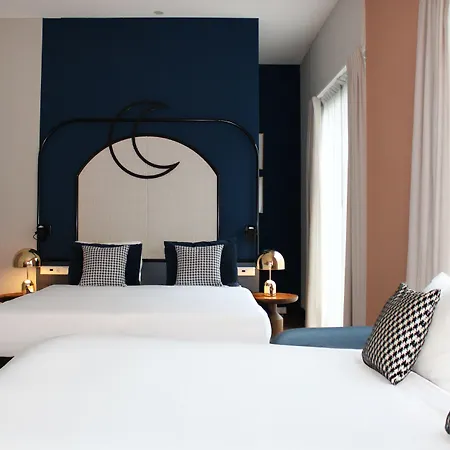 Cityden Stadshart Aparthotel 4*