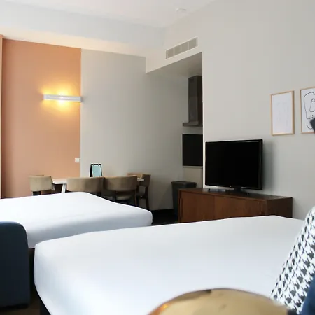 Cityden Stadshart Aparthotel 4*