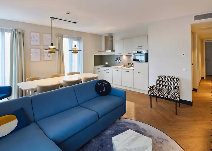 Cityden Stadshart Aparthotel 4*